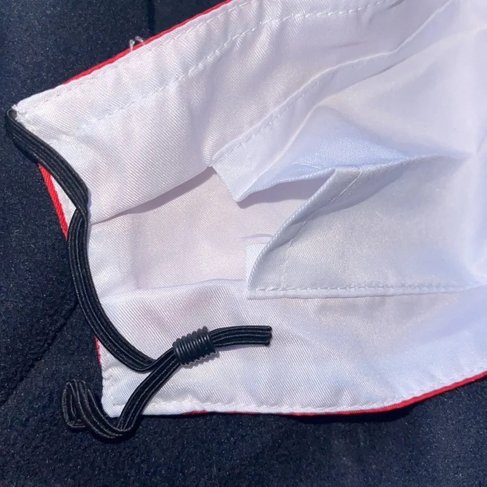 New Manchester United face mask